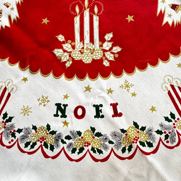 Vintage Christmas Holiday Tablecloth Cotton Print Round Fringe Red Gold Festive - Picture 3 of 10